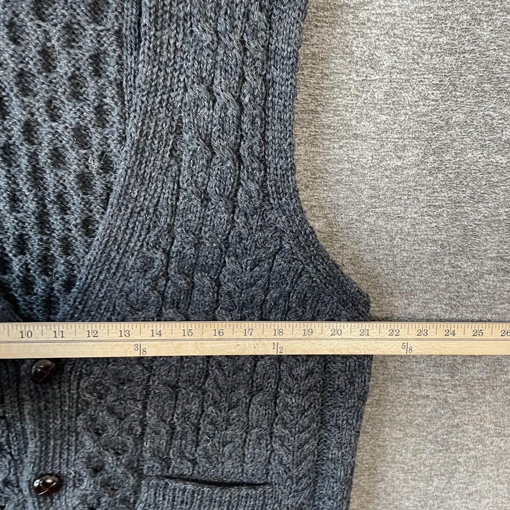 Carraig Donn Sweater Vest Mens Large Gray Wool V Neck Cable Knit Ireland Pockets - Picture 5 of 7